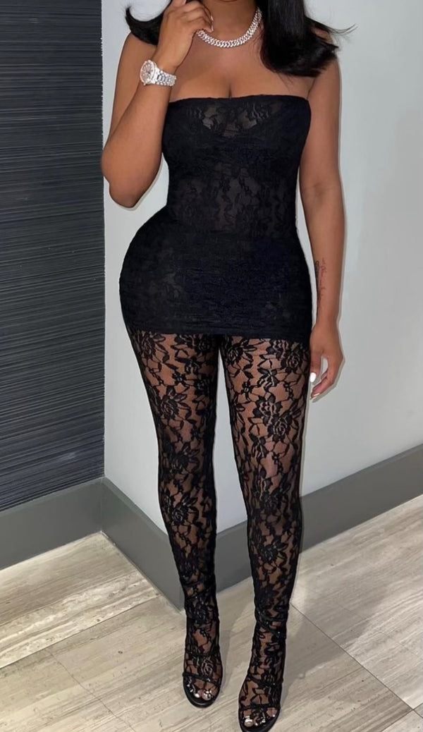 Sexy dress with lace tights